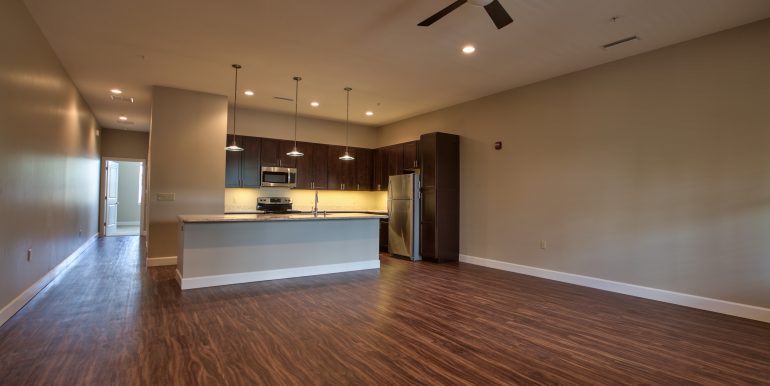 HR 1525 W Tennessee St-1