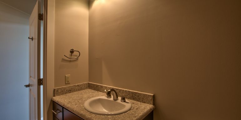 HR 1525 W Tennessee St-21