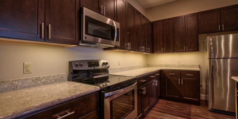 HR 1525 W Tennessee St-7