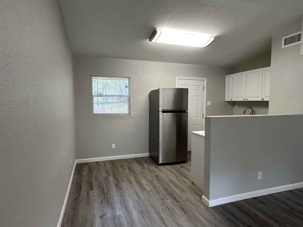 2048 Warwick St Available now! CORE Property Management