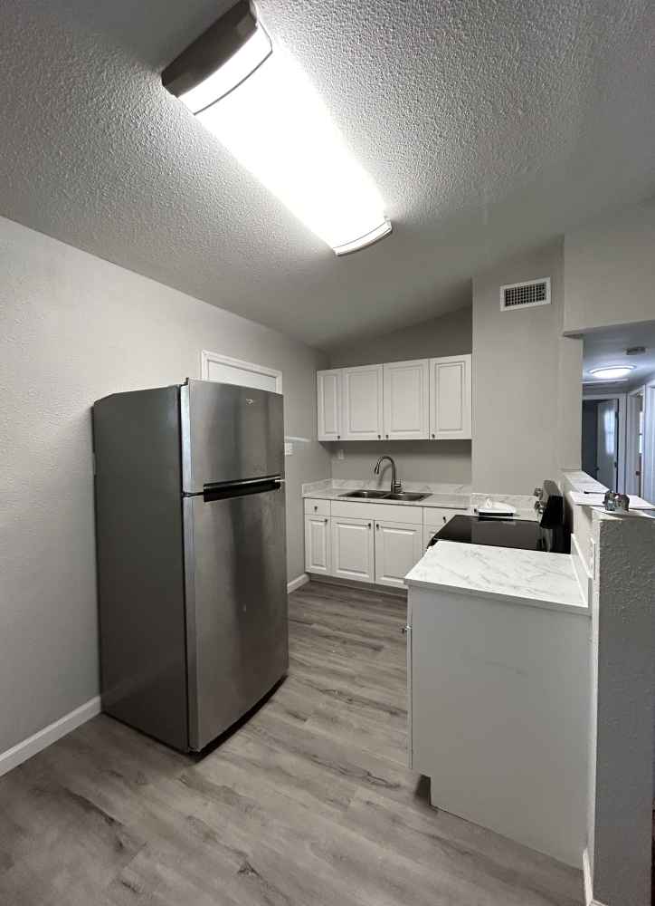 2048 Warwick St Available now! CORE Property Management